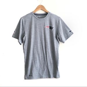 Nike NFL Patriots Dri-Fit Men’s Gray Shirt